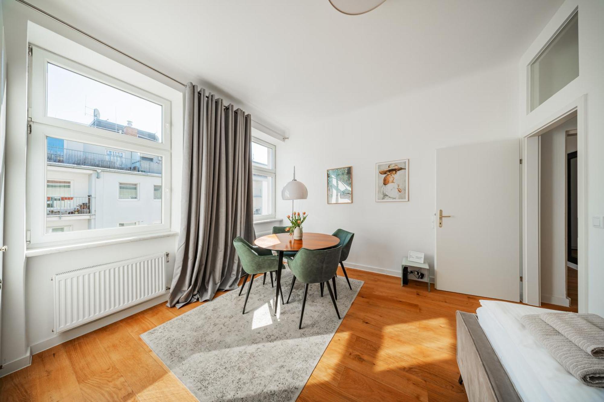 Sonnige Altbauwohnung Nahe Wien Hauptbahnhof Bagian luar foto
