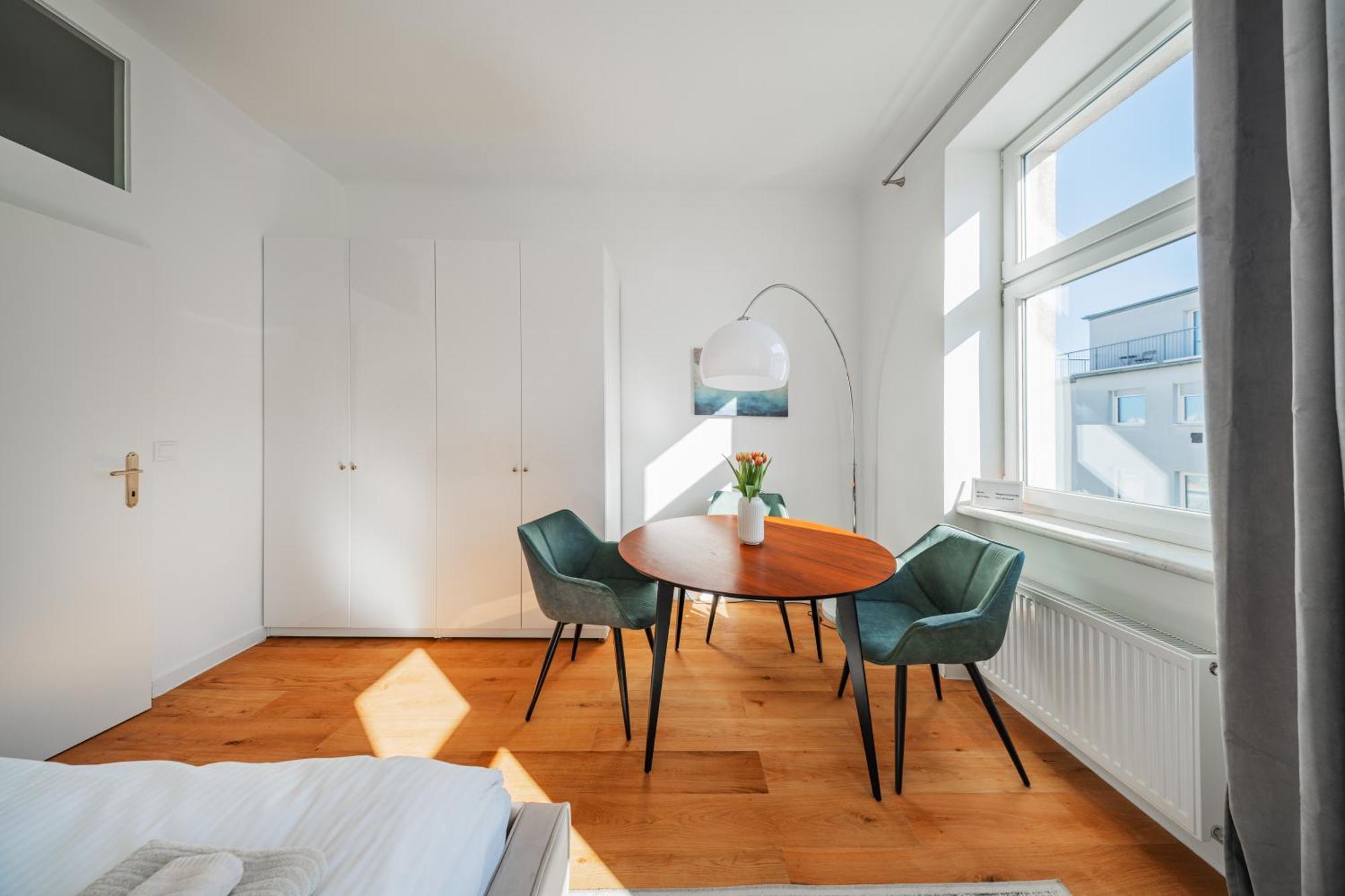 Sonnige Altbauwohnung Nahe Wien Hauptbahnhof Bagian luar foto